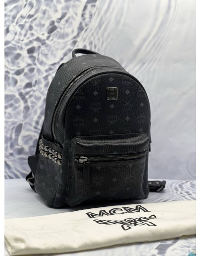 (LIKE NEW) MCM STARK SIDE STUDS BACKPACK IN BLACK VISETOS LEATHER