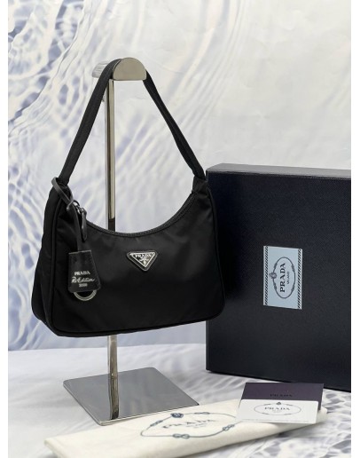 (LIKE NEW) PRADA RE-EDITION SHOULDER BAG IN BLACK TESSUTO WITH SAFFIANO LEATHER -FULL SET-
