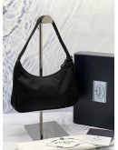 (LIKE NEW) PRADA RE-EDITION SHOULDER BAG IN BLACK TESSUTO WITH SAFFIANO LEATHER -FULL SET-
