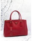 PRADA BN1801 MEDIUM GALLERIA TOP HANDLE BAG IN RED SAFFIANO LUX LEATHER