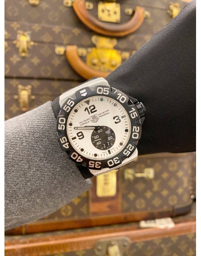 (LIKE NEW) 2010 TAG HEUER FORMULA 1 REF WAH1011 PANDA DIAL 44MM QUARTZ WATCH -FULL SET-