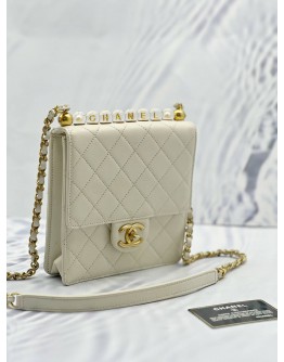 CHANEL CHIC PEARLS FLAP CROSSBODY BAG 