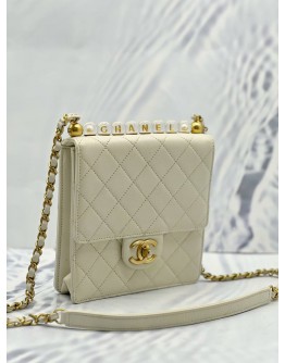 CHANEL CHIC PEARLS FLAP CROSSBODY BAG 