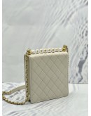 CHANEL CHIC PEARLS FLAP CROSSBODY BAG 