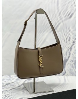 (LIKE NEW) YSL SAINT LAURENT LE 5 A HOBO TAUPE BAG 