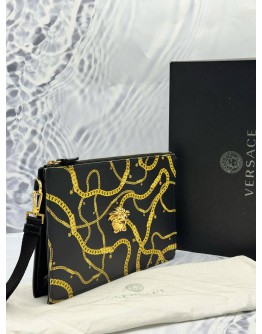 (LIKE NEW) VERSACE MEDUSA CHAIN PRINT POUCH IN BLACK CALFSKIN LEATHER WITH GOLD