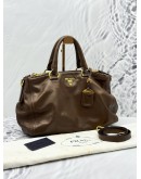 PRADA TOTE TOP HANDLE AND SHOULDER BAG IN BROWN SOFT CALFSKIN LEATHER