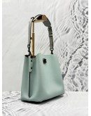 (UNUSED) COACH WILLOW BUCKET SHOULDER BAG IN LIGHT BLUE AND LIGHT GREY PEBBLED LEATHER