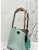 (UNUSED) COACH WILLOW BUCKET SHOULDER BAG IN LIGHT BLUE AND LIGHT GREY PEBBLED LEATHER
