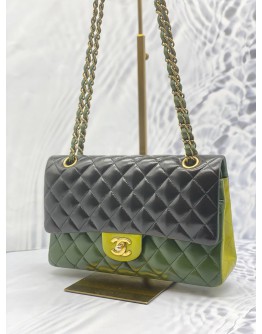 CHANEL CLASSIC DOUBLE FLAP WITH GOLD HARDWARE BAG