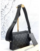 (LIKE NEW) LOUIS VUITTON GASTON WEARABLE WALLET IN BLACK MONOGRAM CANVAS & TAIGARAMA LEATHER