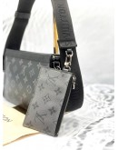 (LIKE NEW) LOUIS VUITTON GASTON WEARABLE WALLET IN BLACK MONOGRAM CANVAS & TAIGARAMA LEATHER