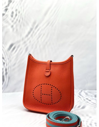 (LIKE NEW) 2021 YEAR HERMES MINI EVELYNE TPM CLASSIC ORANGE TOGO LEATHER  WITH SILVER HARDWARE SHOULDER BAG STAMP Z