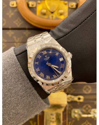 (UNUSED) 2025 TUDOR ROYAL REF 28400 BLUE ROMAN NUMERAL DIAL 34MM AUTOMATIC WATCH -FULL SET-