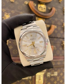 (UNUSED) 2023 ROLEX OYSTER PERPETUAL 41 REF 124300 WHITE DIAL 41MM AUTOMATIC WATCH -FULL SET-
