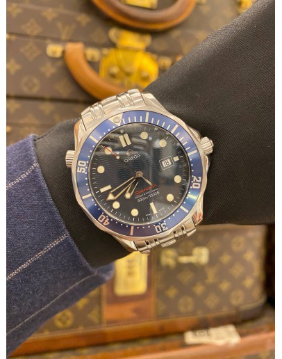 (LIKE NEW) 2013 OMEGA SEAMASTER DIVER 300M PROFESSIONAL REF 2221.80.00 BLUE DIAL 41MM QUARTZ WATCH