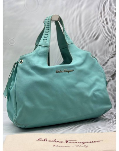 SALVATORE FERRAGAMO HOBO BAG IN TIFFANY BLUE LEATHER 