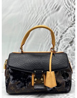 LOUIS VUITTON FLEUR DE JAIS CARROUSEL BAG IN BROWN MONOGRAM CANVAS WITH BLACK LEATHER