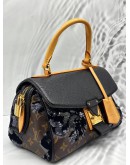 LOUIS VUITTON FLEUR DE JAIS CARROUSEL BAG IN BROWN MONOGRAM CANVAS WITH BLACK LEATHER