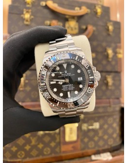 (LIKE NEW) 2025 ROLEX SEA-DWELLER DEEPSEA REF 136660 BLACK DIAL 44MM AUTOMATIC WATCH -FULL SET-