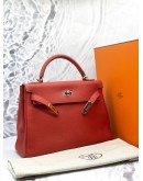 (LIKE NEW) 2015 HERMES KELLY 28 TOP HANDLE BAG WITH STRAP IN ROUGE CASAQUE TOGO LEATHER -FULL SET-