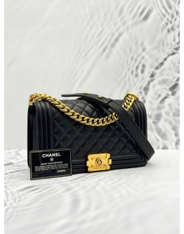2016 CHANEL BOY MEDIUM SHOULDER BAG IN BLACK LAMBSKIN LEATHER