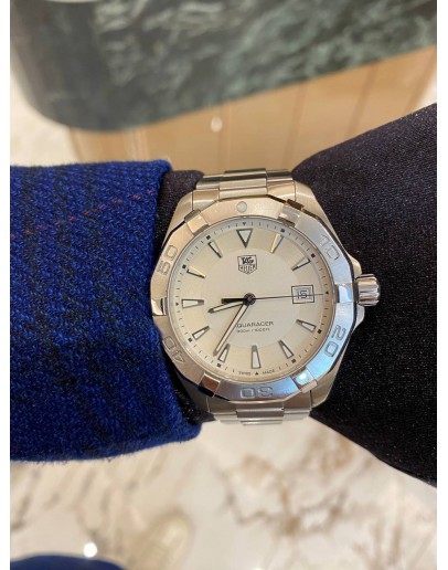 (LIKE NEW) 2014 TAG HEUER AQUARACER REF WAY1111 WHITE DIAL 40.5MM QUARTZ WATCH -FULL SET-