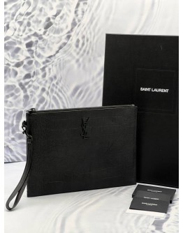 (LIKE NEW) YSL SAINT LAURENT CASSANDRE ZIPPED TABLET HOLDER 