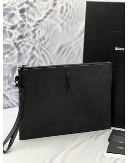 (LIKE NEW) YSL SAINT LAURENT CASSANDRE ZIPPED TABLET HOLDER 