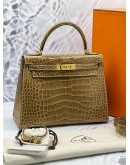 (UNUSED) YEAR 2020 HERMES KELLY 28 ALLIGATOR MISSISSIPPIENSIS FICELLE GOLD HARDWARE -FULL SET-
