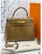 (UNUSED) YEAR 2020 HERMES KELLY 28 ALLIGATOR MISSISSIPPIENSIS FICELLE GOLD HARDWARE -FULL SET-