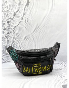 BALENCIAGA GRAFFITI EXPLORER BELT BAG 