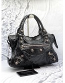 BALENCIAGA CITY MEDIUM TOP HANDLE BAG WITH STRAP IN BLACK AGED CALFSKIN LEATHER