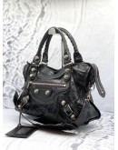 BALENCIAGA CITY MEDIUM TOP HANDLE BAG WITH STRAP IN BLACK AGED CALFSKIN LEATHER
