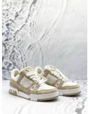 (LIKE NEW) LOUIS VUITTON TRAINER SNEAKERS SIZE 37 IN BEIGE 