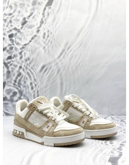 (LIKE NEW) LOUIS VUITTON TRAINER SNEAKERS SIZE 37 IN BEIGE 