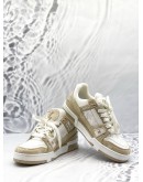 (LIKE NEW) LOUIS VUITTON TRAINER SNEAKERS SIZE 37 IN BEIGE 
