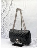 (LIKE NEW) CHANEL MEDIUM DOUBLE FLAP BAG IN BLACK LAMBSKIN LEATHER 