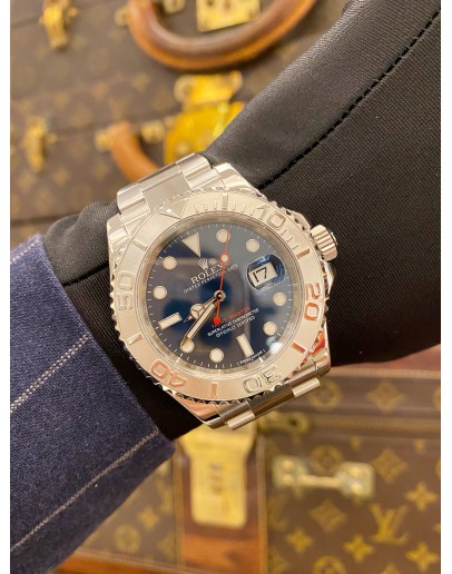 (LIKE NEW) 2016 ROLEX YACHT-MASTER 40 REF 116622 BLUE DIAL 40MM AUTOMATIC WATCH -FULL SET-