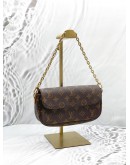 LOUIS VUITTON IVY WALLET ON CHAIN IN BROWN MONOGRAM CANVAS