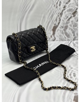 CHANEL MINI CLASSIC FLAP BAG IN BLACK LAMBSKIN LEATHER