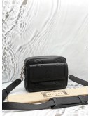GUCCI MESSENGER BAG IN BLACK GG JUMBO EMBOSSED LEATHER