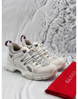 GUCCI FLASHTREK SNEAKERS SIZE 8.5 IN WHITE