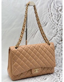 CHANEL JUMBO CLASSIC FLAP SHOULDER BAG IN CARAMEL LAMBSKIN LEATHER