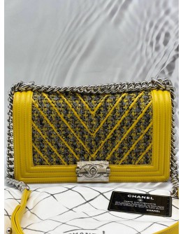 CHANEL BOY MEDIUM CHEVRON SHOULDER BAG IN YELLOW TWEED WITH LEATHER