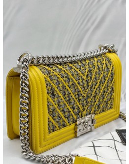 CHANEL BOY MEDIUM CHEVRON SHOULDER BAG IN YELLOW TWEED WITH LEATHER