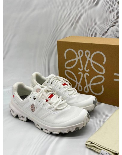 LOEWE X ON CLOUDVENTURE SNEAKERS SIZE 41 IN WHITE MESH FABRIC -FULL SET-