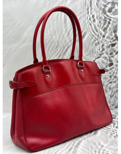 LOUIS VUITTON PASSY PM IN RED EPI LEATHER