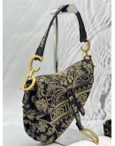 CHRISTIAN DIOR SADDLE BAG IN BLACK WITH BEIGE TOILE CORNELY EMBROIDERED