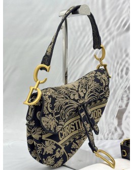CHRISTIAN DIOR SADDLE BAG IN BLACK WITH BEIGE TOILE CORNELY EMBROIDERED